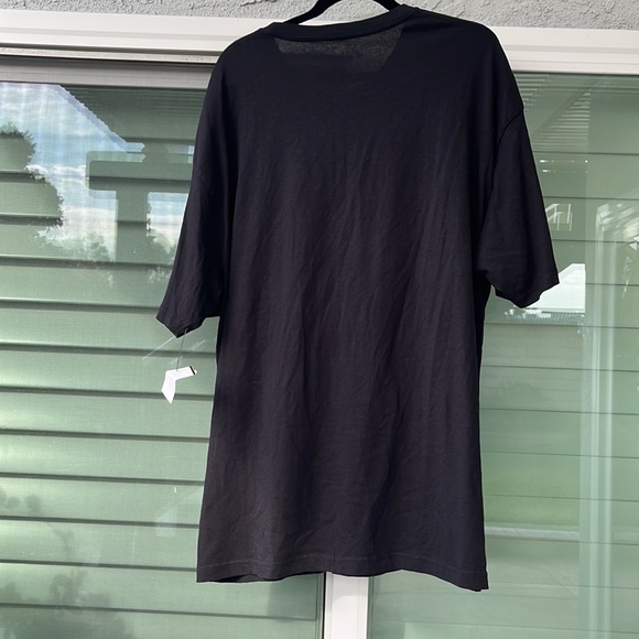 GUNS &ROSES BLACK T-SHIRT SIZE XXL NWOT. Excellent condition - Picture 4 of 5